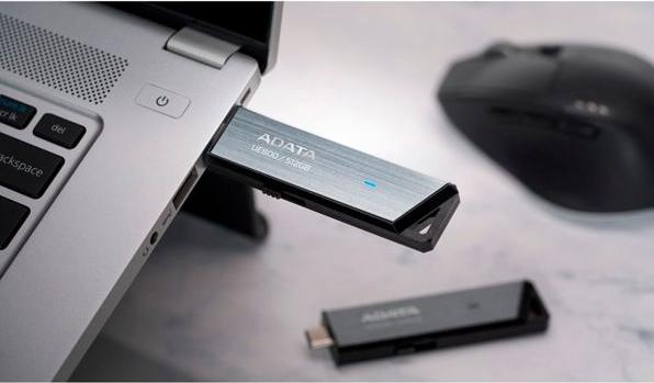 Image du produit Adata UE800 Lecteur flash USB USB Type-C 3.2 Gen 2 (3.1 Gen 2) Silver (512 Go, USB-C, USB 3.2 Gen 2)