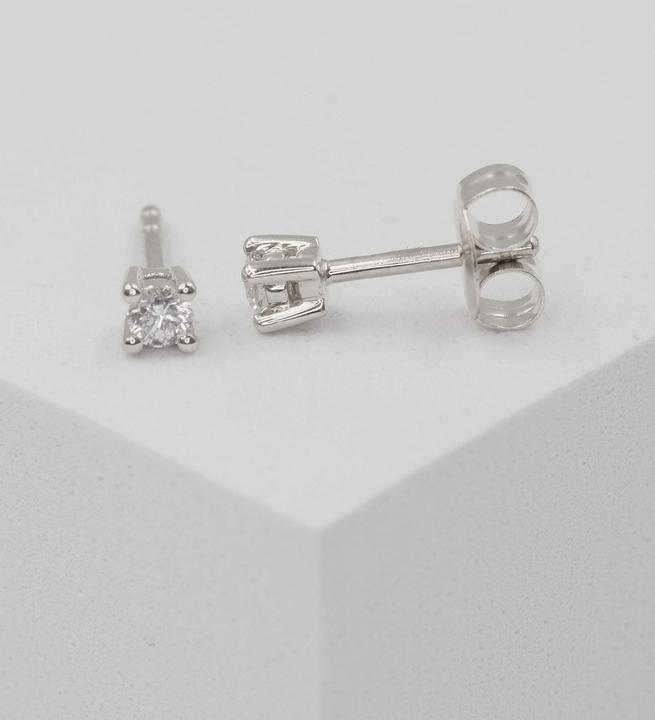 Actual product image Muau Stud earrings 4-handle setting (White gold)