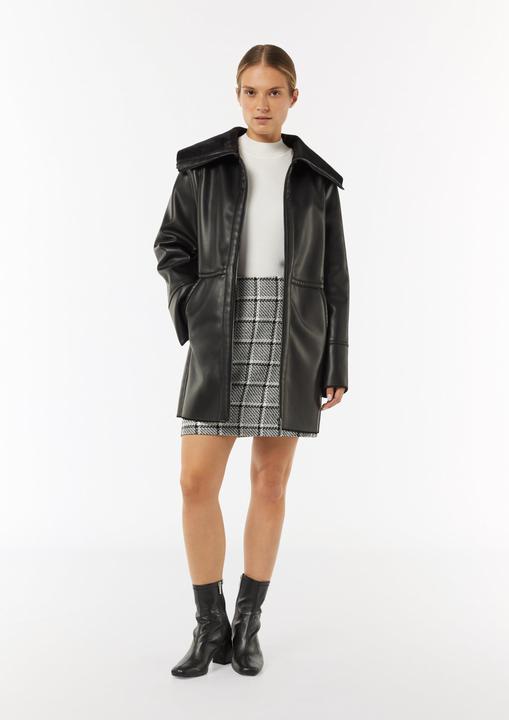 Actual product image Comma Outdoor-Jacke Mantel aus Lederimitat mit Webpelz (38)