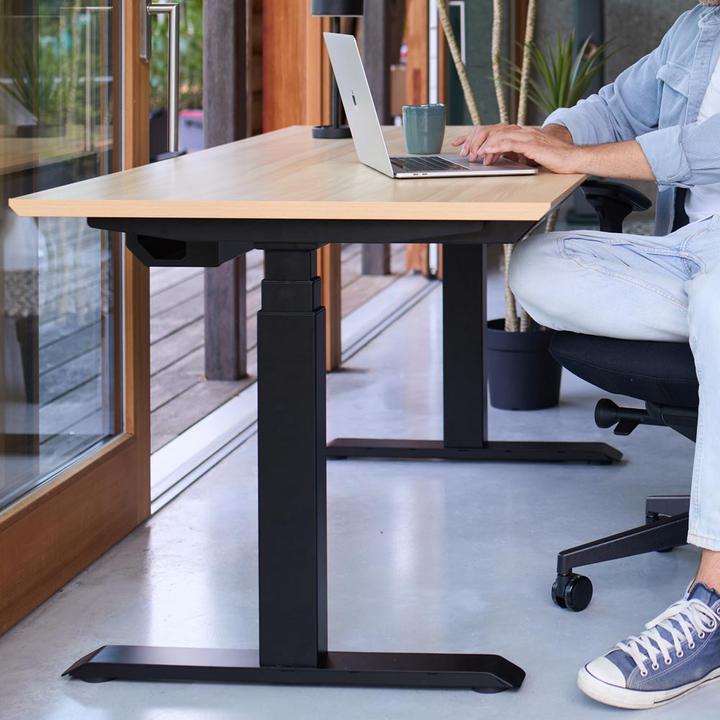 Actual product image ofinto Elevate (140 x 80 x 98.50 cm)