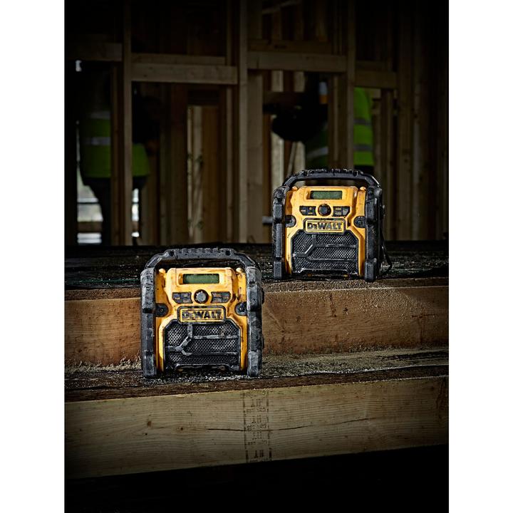 Actual product image DeWalt DCR020 (FM, DAB+)