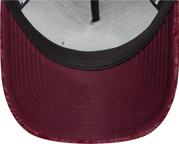 Produktbild New Era A-Frame Trucker Cap - Red Bull Racing cord camo ruby
