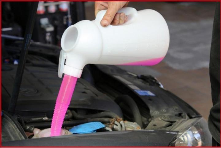 Actual product image KS Tools Measuring jug with flexible spout, 3 litres