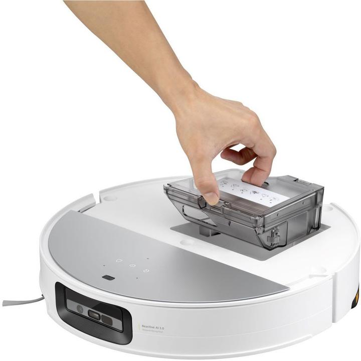 Actual product image Roborock Saros 10 with fixed water connection (22000 Pa, Wiping cloth)