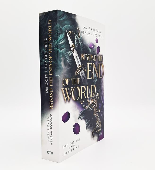 Produktbild Beyond the End of the World – Die Göttin und der Prinz (Deutsch, Amie Kaufman, Katja Hald, Meagan Spooner, 2025)