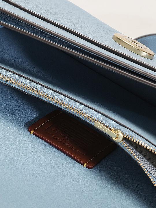 Produktbild Coach Umhängetasche TABBY 26