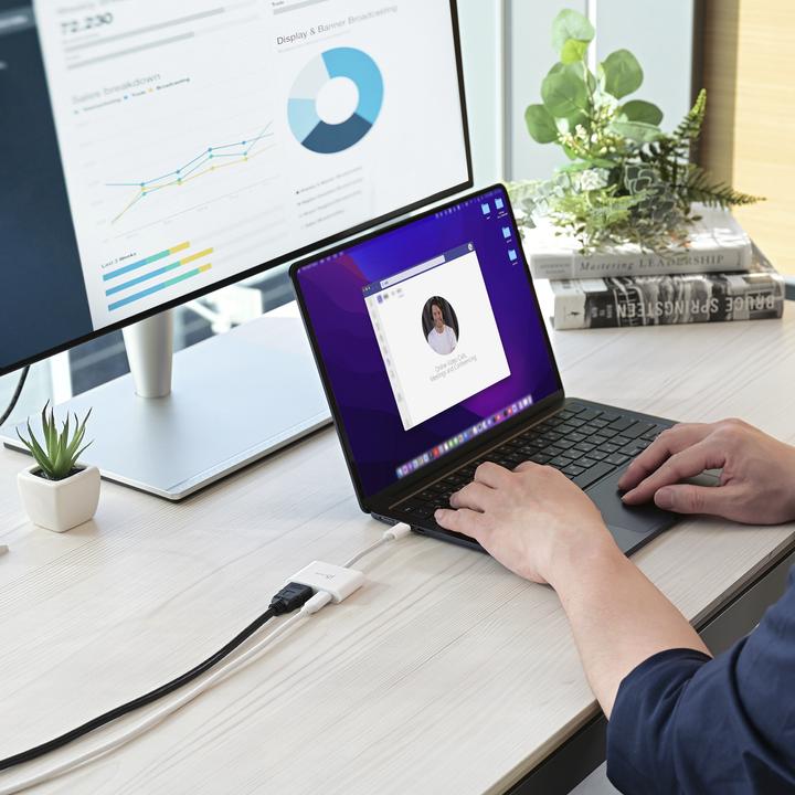 Produktbild j5Create JCA152-N, 0,82 m, USB Typ-C, HDMI + USB Type-C, Männlich, Weiblich, Gerade (HDMI, USB Typ-C, 8.20 cm)