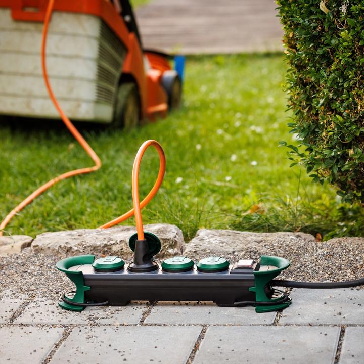 Actual product image Bachmann Hook Outdoor (4x, CEE 7/3, 4 m)