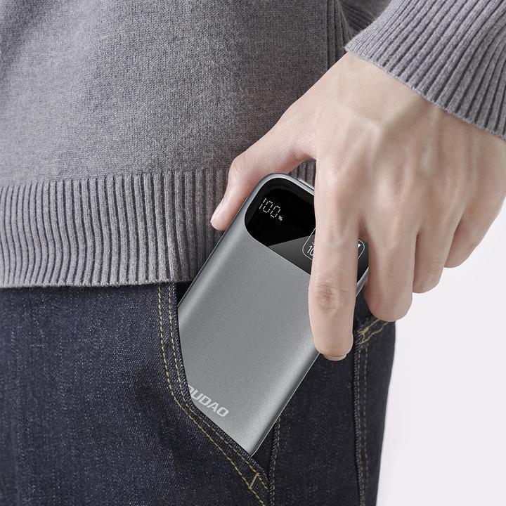 Actual product image Dudao K31 10000 mAh 22,5 W PD Powerbank mit integriertem Kabel - Grau (10000 mAh, 22.50 W, 38.50 Wh)