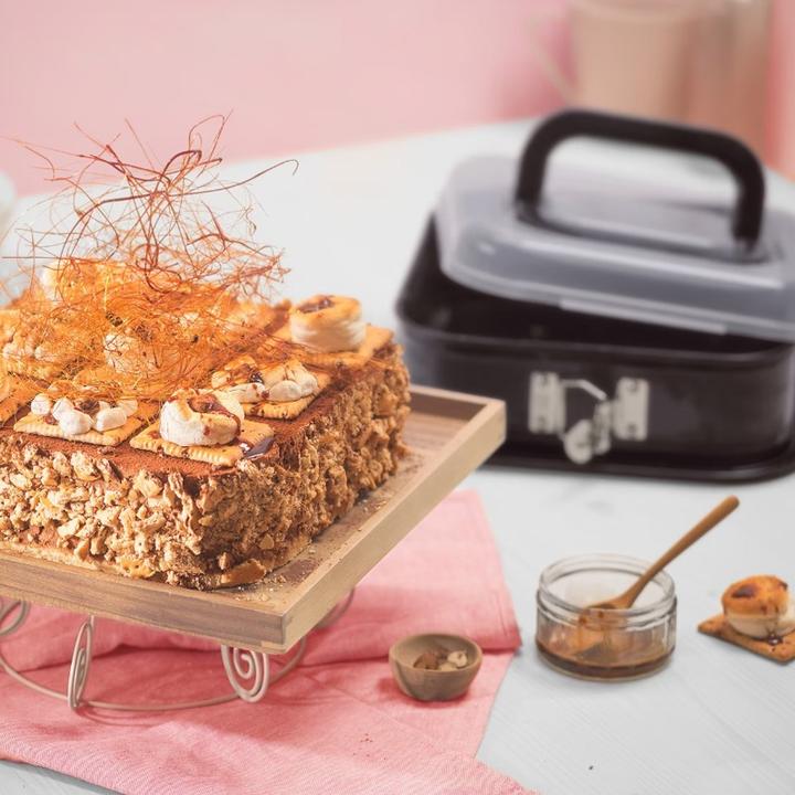 Produktbild Kaiser Springform quadratisch 24 x 24 cm Bake & Take