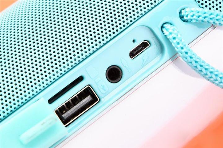 Actual product image PhoneLook Haut-parleur Bluetooth LED multicolore Éclairage d'ambiance Cartes SD, AUX, connexion USB (USB power delivery)