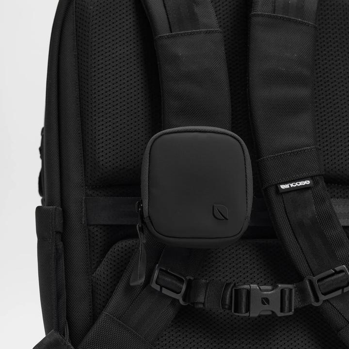 Productafbeelding Incase A.R.C. Zip Case Etui - Zwart (Koptelefoon tas)