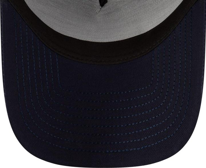 Image du produit New Era A-Frame Trucker Cap - METAL BADGE Red Bull Racing