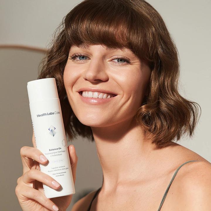 Actual product image NoName Moisturizing Shampoo With Prebiotics 250ml (250 ml)