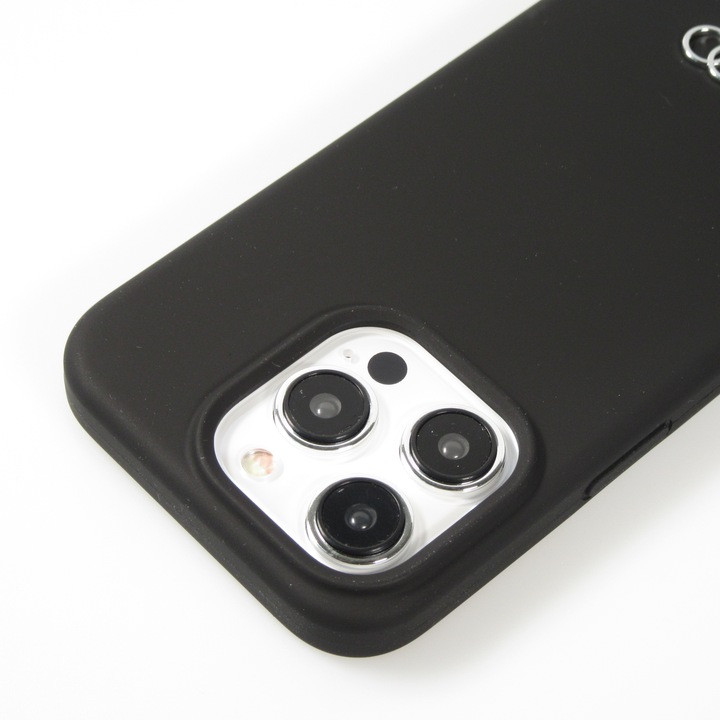 Productafbeelding Audi Siliconen hoesje iPhone 15 Pro 6.1" czarny/zwart hardcase AU-LSRIP15P-Q3/D1-BK (Apple iPhone 15 Pro)