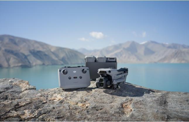 Image du produit DJI Air 3s Fly More Combo RC-N3 (45 min, 724 g, 50 Mpx)