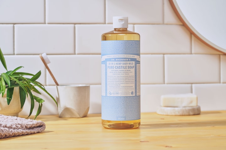 Actual product image Dr. Bronner's 18-IN-1 Baby Mild (Liquid soap, 945 ml)