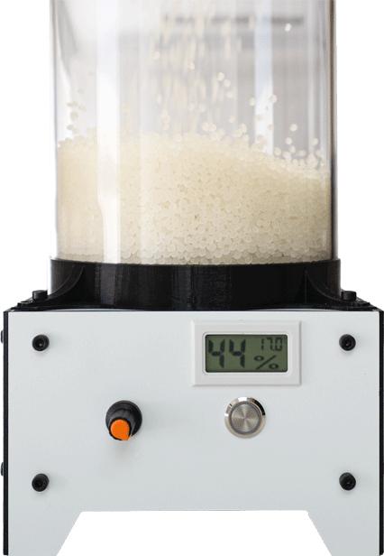 Actual product image Tumaker Automatic pellet feeder