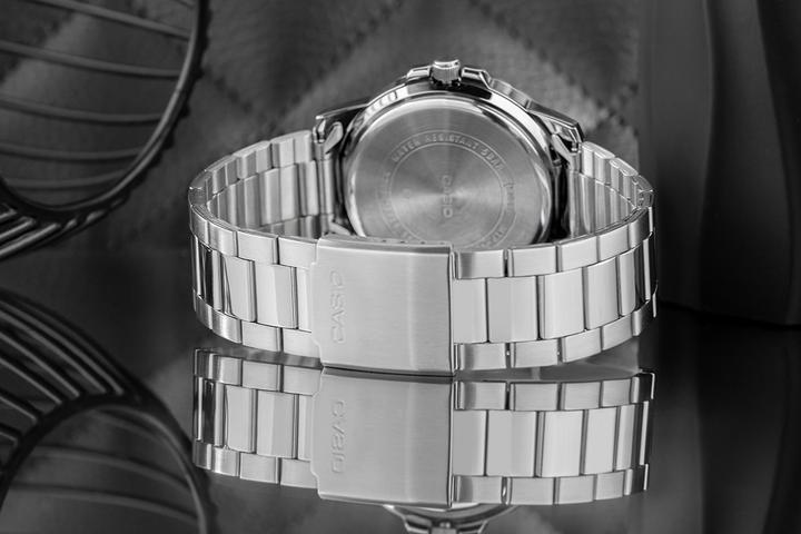 Produktbild Casio Herrenuhr MTP-VD01D-1CVUDF + BOX