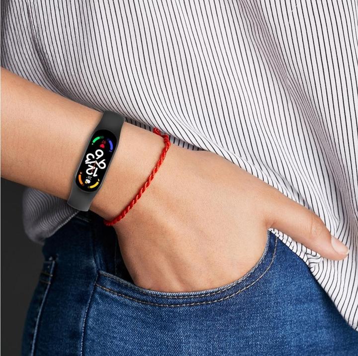 Image du produit Screenguard Bracelet de remplacement Xiaomi Smart Band 7 Silicone Strap (Silicone)