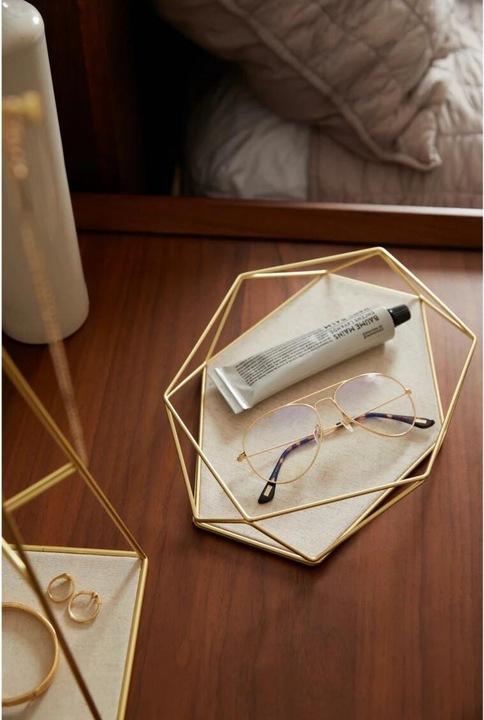 Actual product image Umbra Prisma