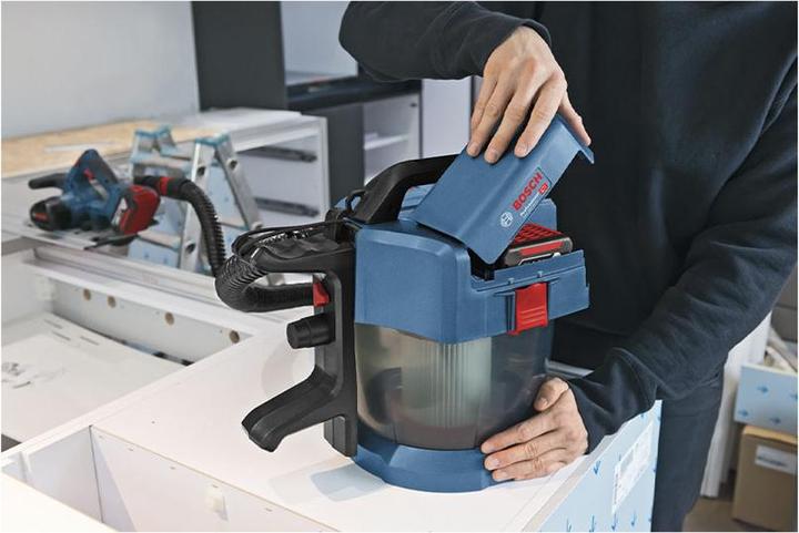 Produktbild Bosch Professional Akku-Sauger GAS 18V-10 L (Nass-Trockensauger)