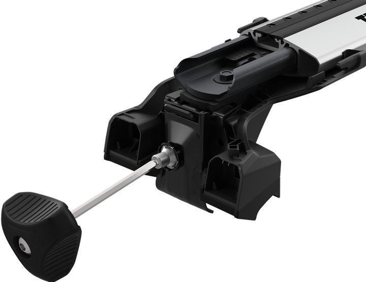 Actual product image Thule edge flush rail