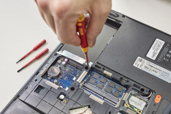 Produktbild Wiha Bit Set slimBit electric Schlitz Phillips Pozidriv in slimBitBox (Schlitz, Phillipps-Kreuzschlitz (PH), Pozidriv-Kreuzschlitz (PZ))