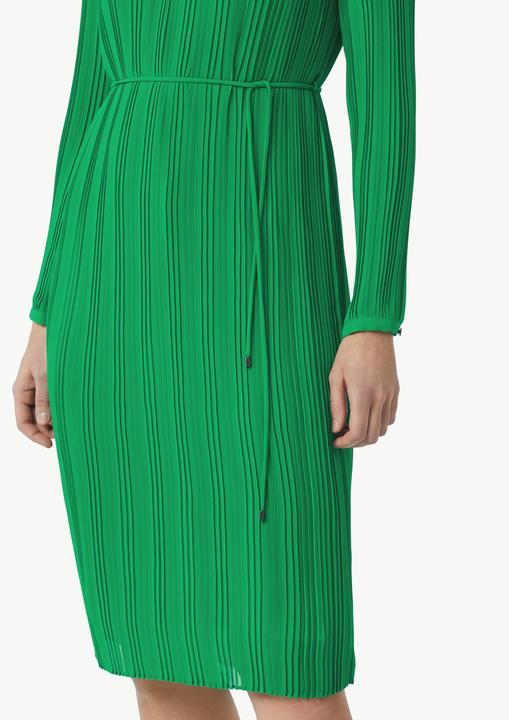 Produktbild Comma Kleid Plissiertes Midikleid mit Bindedetail (44)