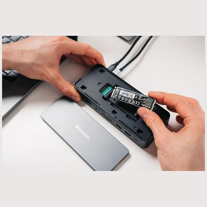 Actual product image Verbatim CDS-15S (USB-C, 15 ports)