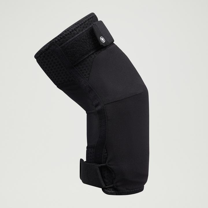 Actual product image Endura Strack Elbow Protector, Bk (S)