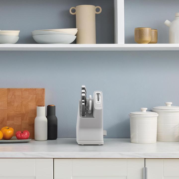 Actual product image Ninja StaySharp knife block