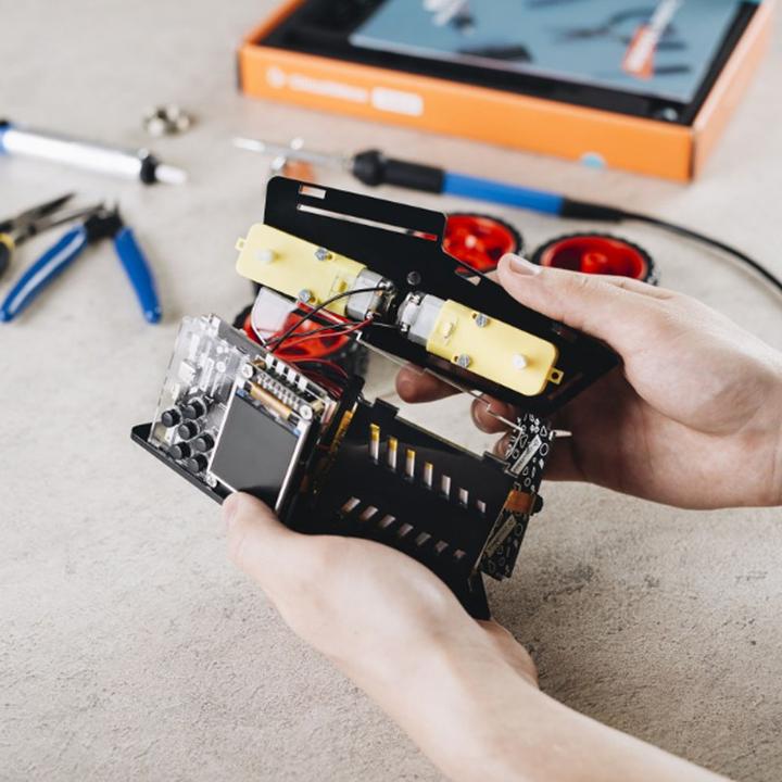 Produktbild CircuitMess Wheelson - Elektronik Bausatz