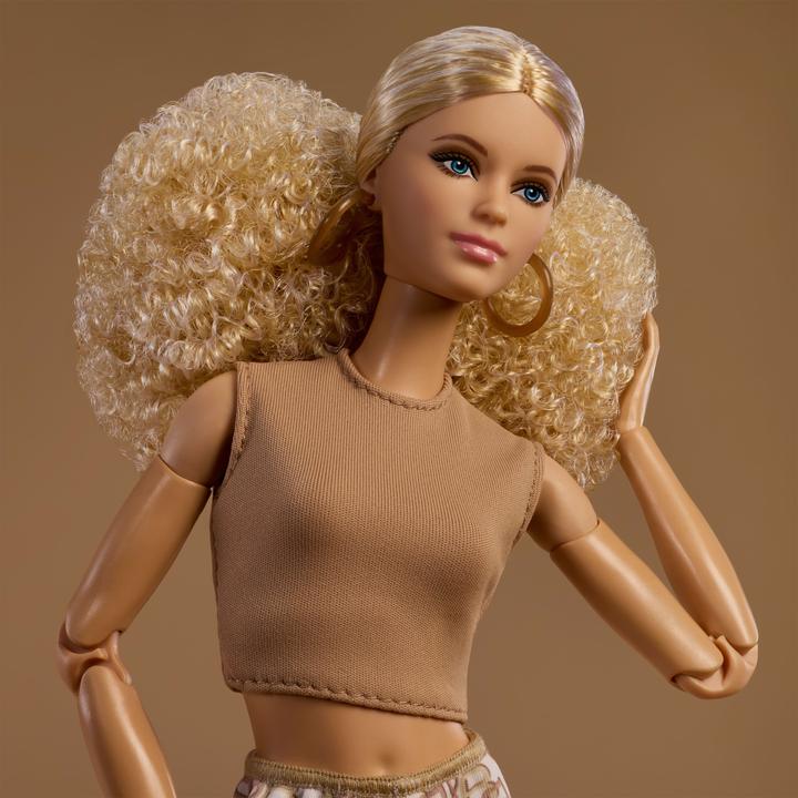 Image du produit 0 Barbie Signature Barbie Basics 07
