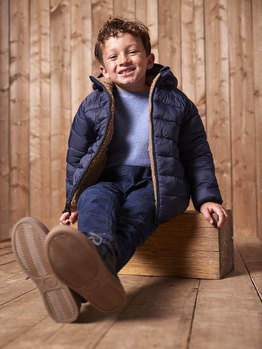 Actual product image Vertbaudet Jungen Wende-Steppjacke mit Teddyfleece, Recycling-Polyester-Wattierung (158, 164)