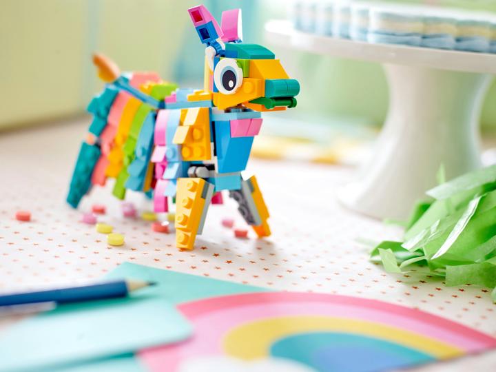 Produktbild LEGO Piñata (40644, LEGO Seltene Sets)