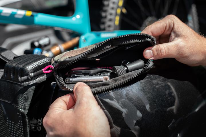 Produktbild Muc-Off Essentials (Universal)