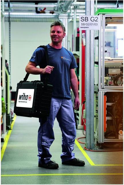 Produktbild Wiha Werkzeug Set Elektriker Competence XL I gemischt 81-tlg. in Werkzeugkoffer (81 Teile)