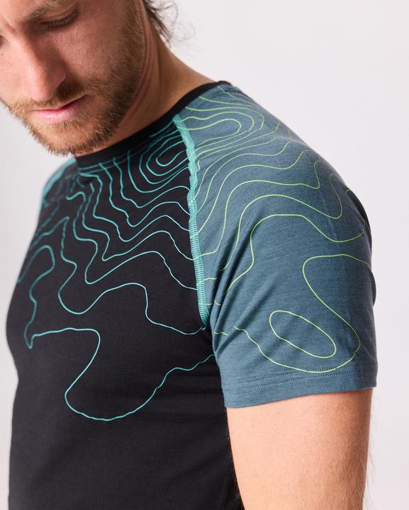 Actual product image Ein schöner Fleck Erde Innergebirg (XL)