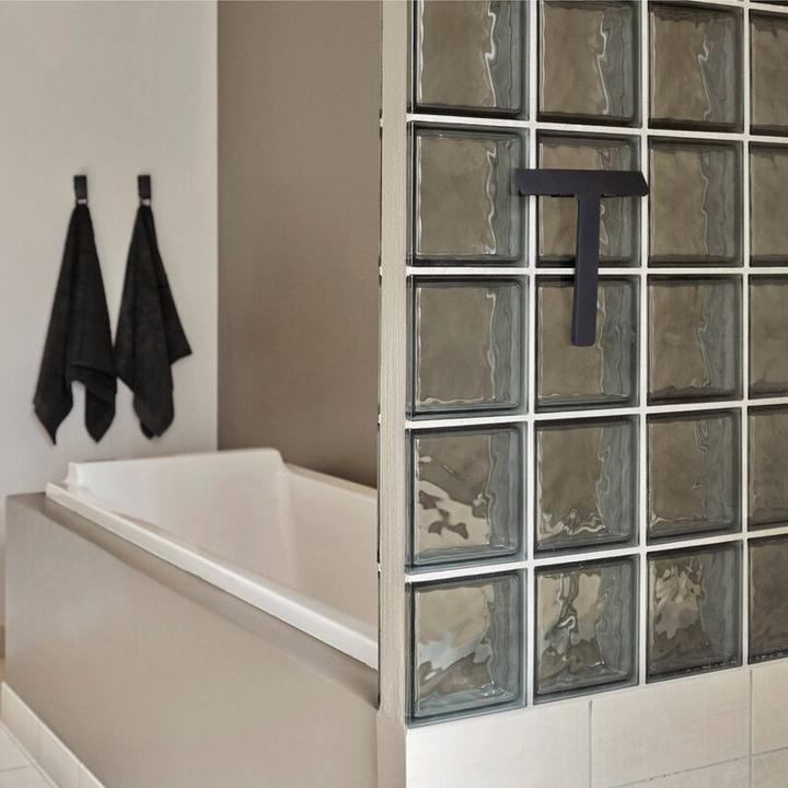 Actual product image Zone Denmark Duschabzieher Ume Schwarz, Wischbreite: 24 cm, Faltbar