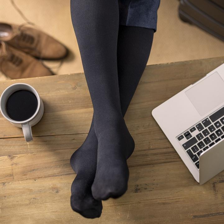 Produktbild IOMI Lang Kompressionsstrümpfe Reisestrümpfe Stützstrümpfe für Thrombose (37 - 40)