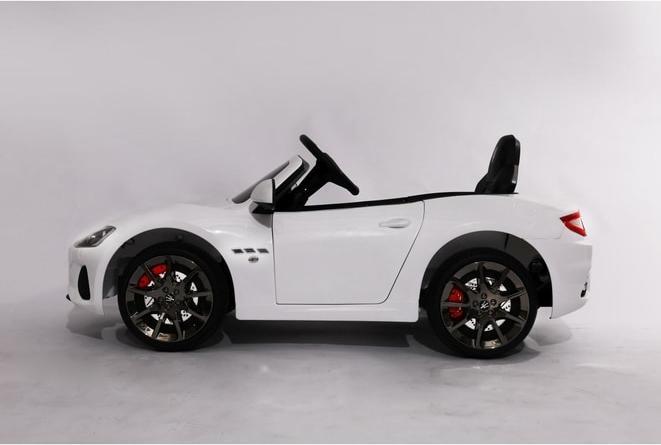 Actual product image Wilton Bradley Kinder Elektro-Maserati