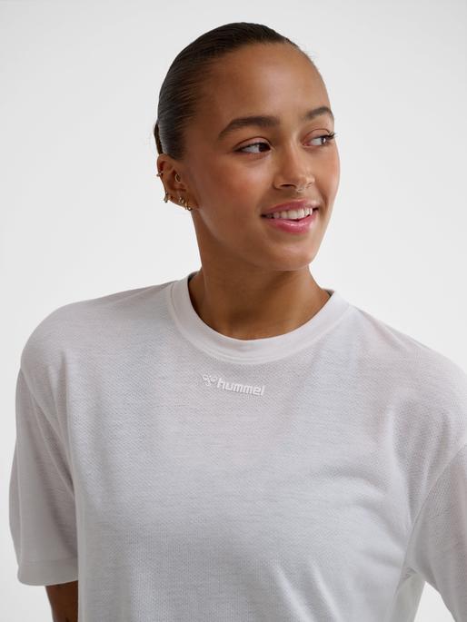Produktbild hummel hmlMT VANJA BOXY SHORT T-SHIRT (M)