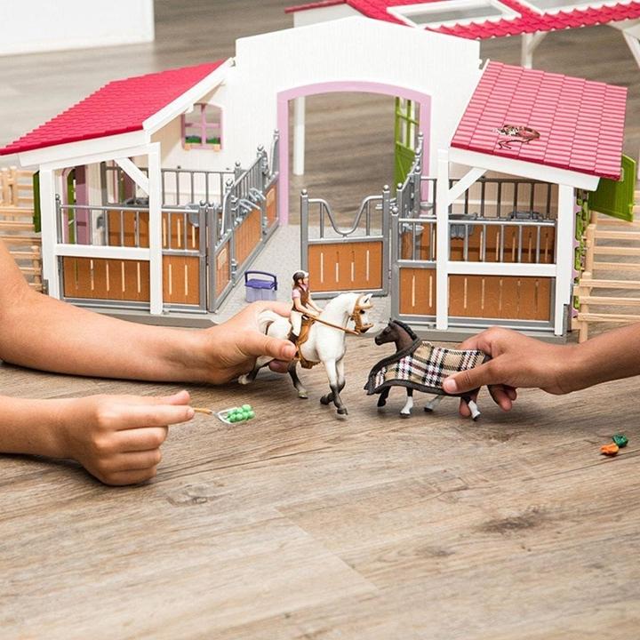 Immagine prodotto Schleich Fattoria di cavalli con cavaliere e cavalli