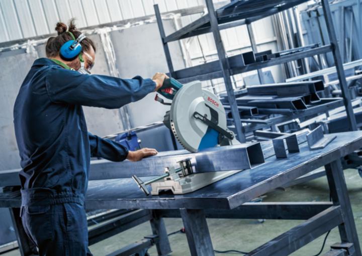 Produktbild Bosch Professional Zubehör Kreissägeblatt Expert for Steel, 355 x 25,4 x 2,6 mm, 80