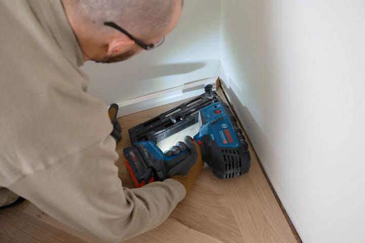 Image du produit Bosch Professional Cloueur à bois sans fil BOSC