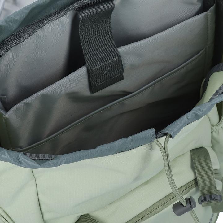 Actual product image Deuter Walker 24 (24 l)