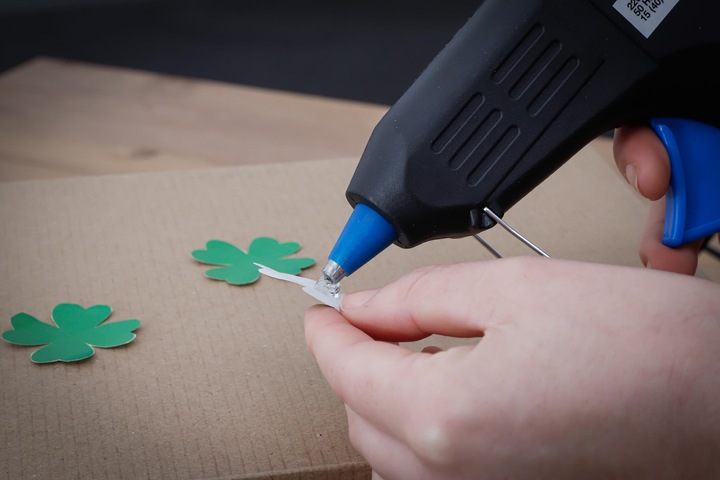 Actual product image BGS Hot Glue gun Glue stick Ø 11 mm 15 W