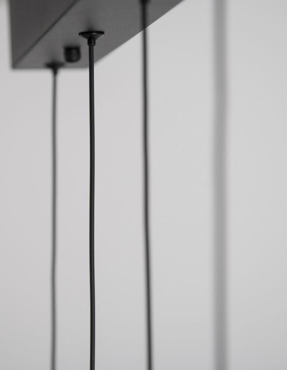 Productafbeelding Nova Luce GIONO LED hanglamp zwart 18W warm wit 90x5x230cm 9601007 (1933 lm)