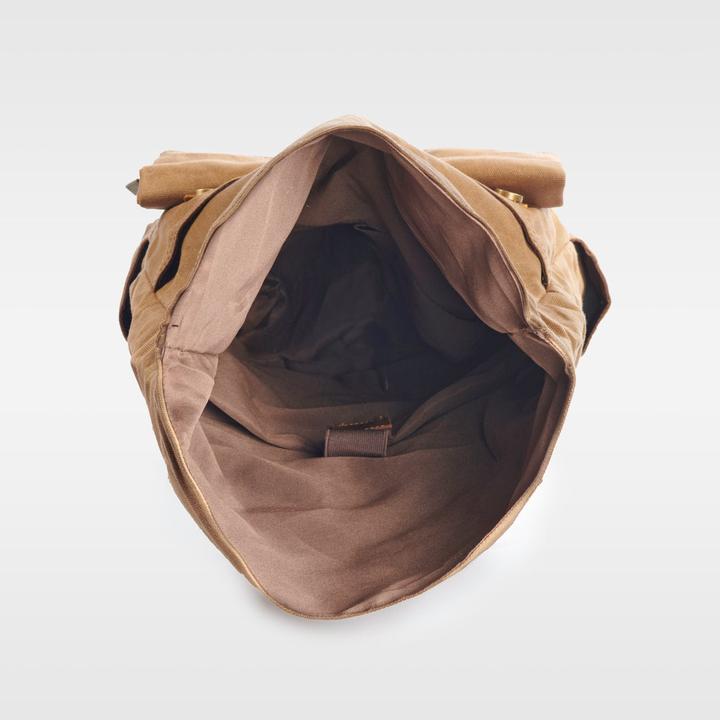 Produktbild Only-Bags.Store Roll Top Backpack, strapazierfähiger Lederrucksack, stilvolle 17in Laptop-Tasche, ästhetische grosse (27 l)